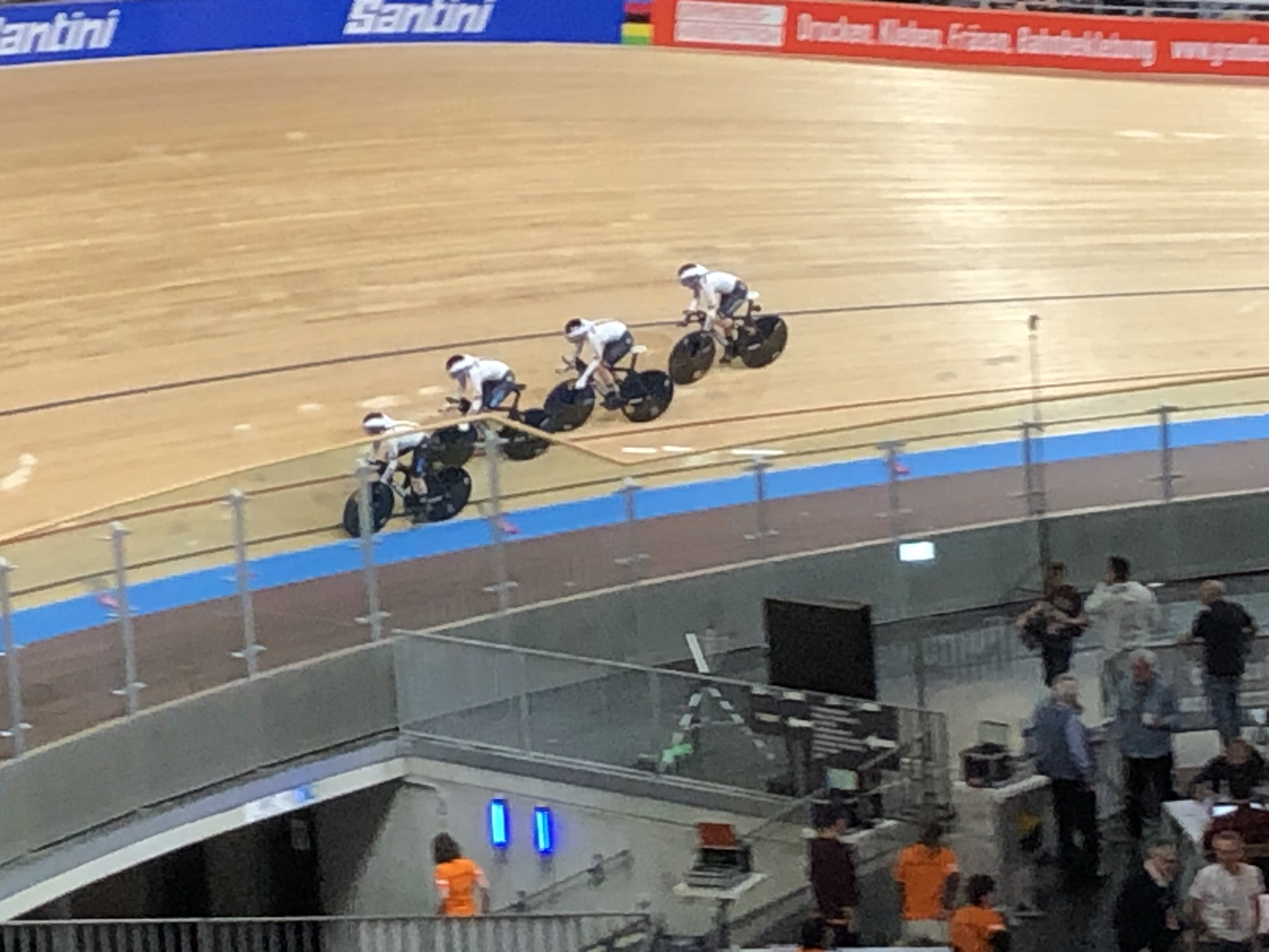 140CF4F5 BAD2 4A5A A203 8E7DABF0766E