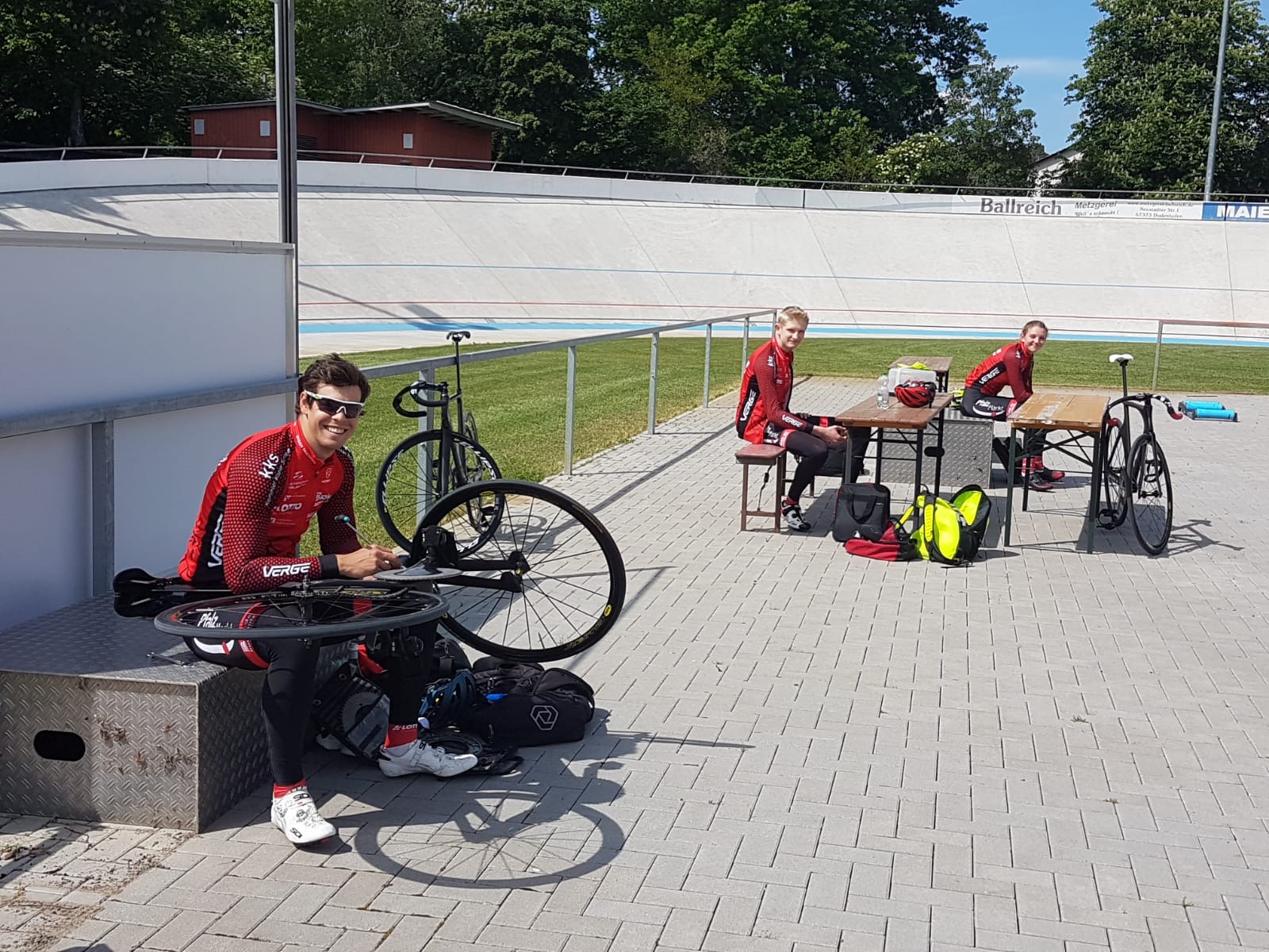 Trainingsauftakt Bahn Team