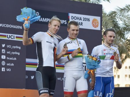 Unser ehemaliger HHG-Schüler Pascal Ackermann links wird Vizeweltmeister Straße U 23 2016