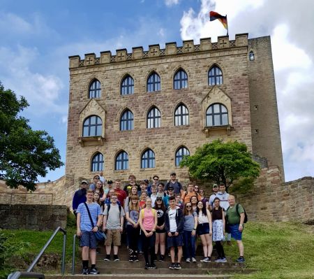 8ea8e3a0 d813 4bb9 b4e9 ec427677b6fc