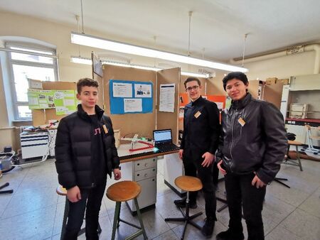 Jugend forscht und Schüler experimentieren Zwei Tickets für den Landeswettbewerb 11