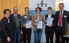 Preisträger PhysikRobert Pietsch zweiter von rechts